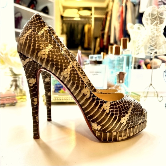 Authentic Christian Louboutin Python - Picture 10 of 12